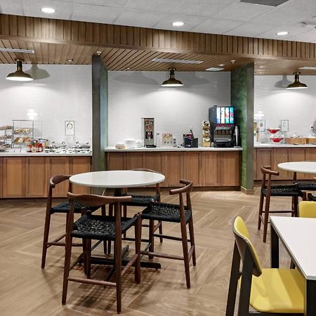 Готель Fairfield By Marriott Port Clinton Waterfront Екстер'єр фото