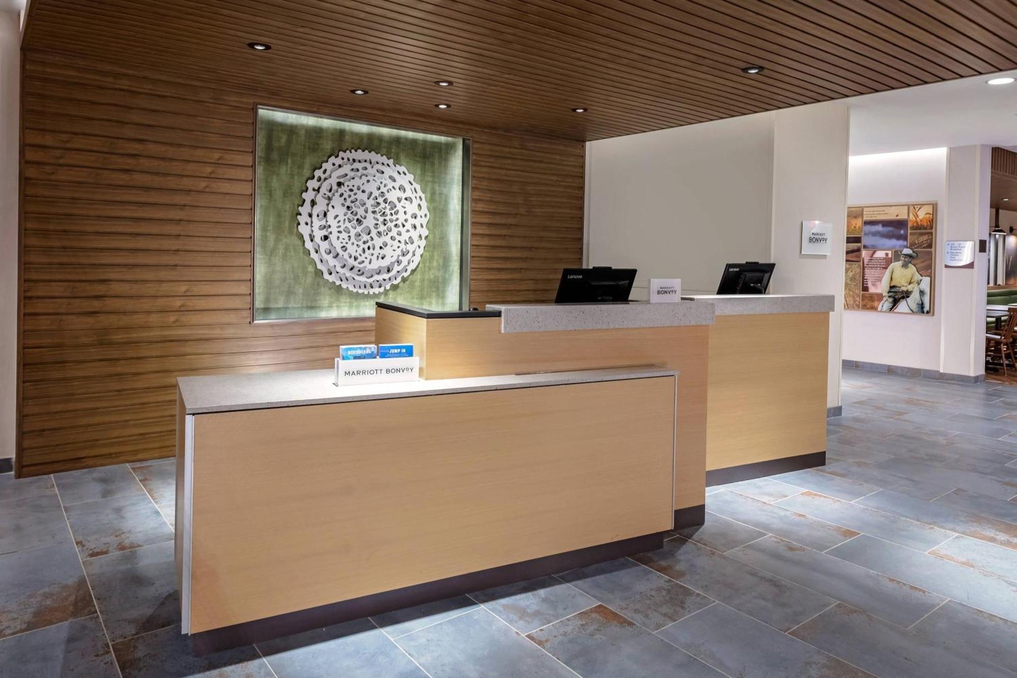 Готель Fairfield By Marriott Port Clinton Waterfront Екстер'єр фото