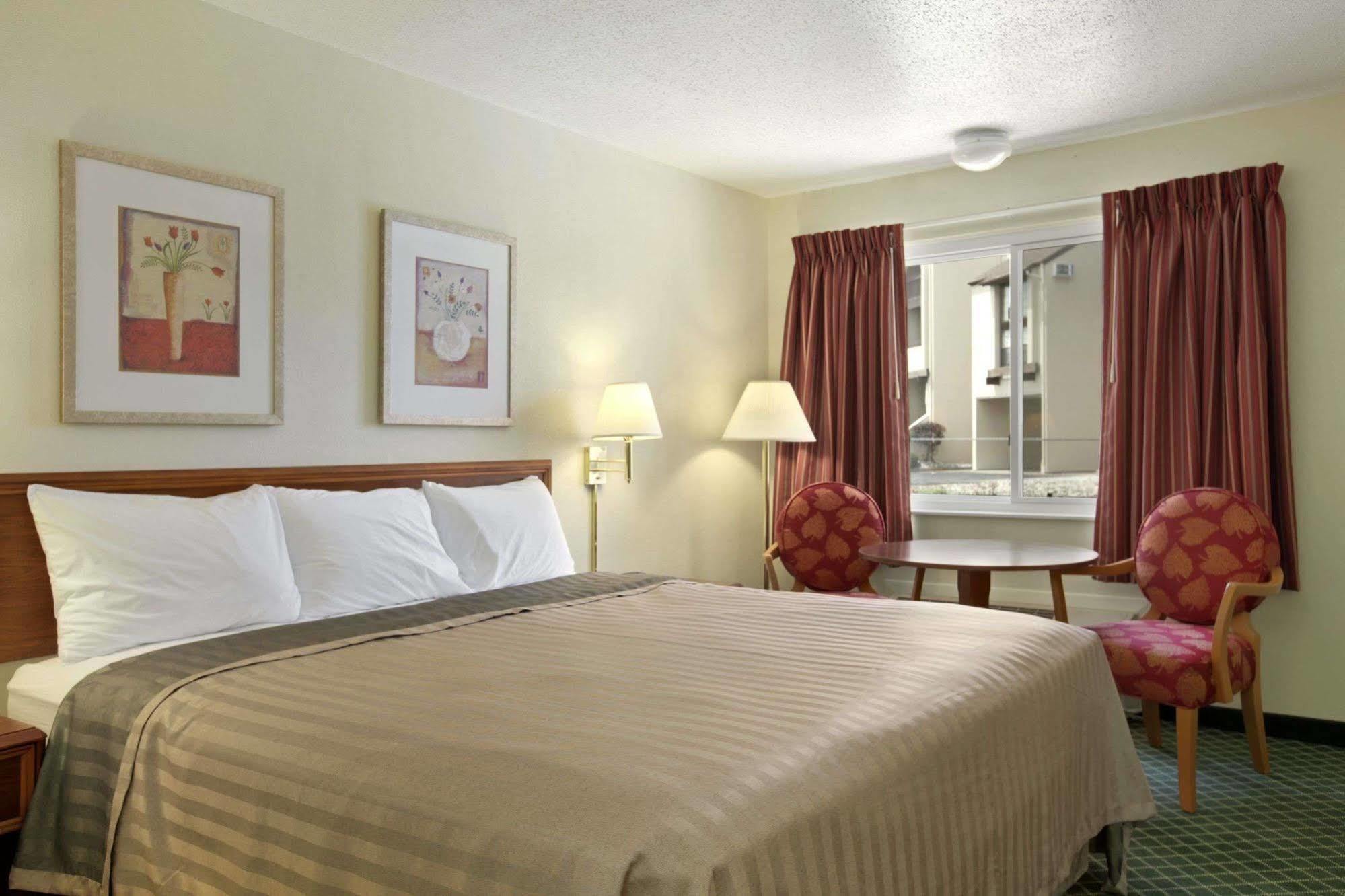 Готель Fairfield By Marriott Port Clinton Waterfront Екстер'єр фото